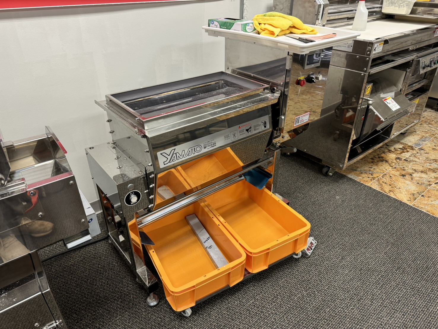 Yamato machine with collection bins